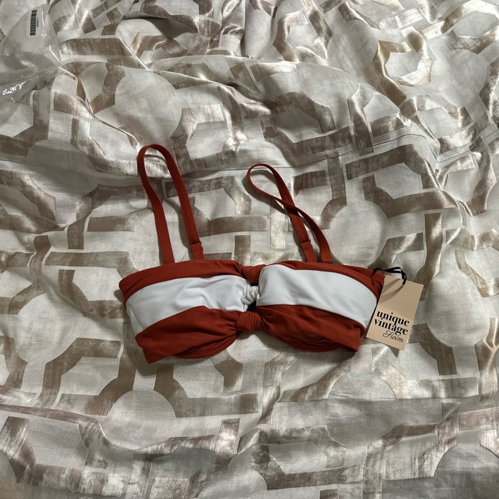 NWT Unique Vintage Bikini Top